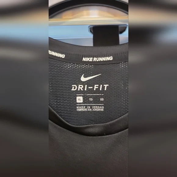 Nike running Dri fit Eugene Oregon running shirt - Picture 4 of 7